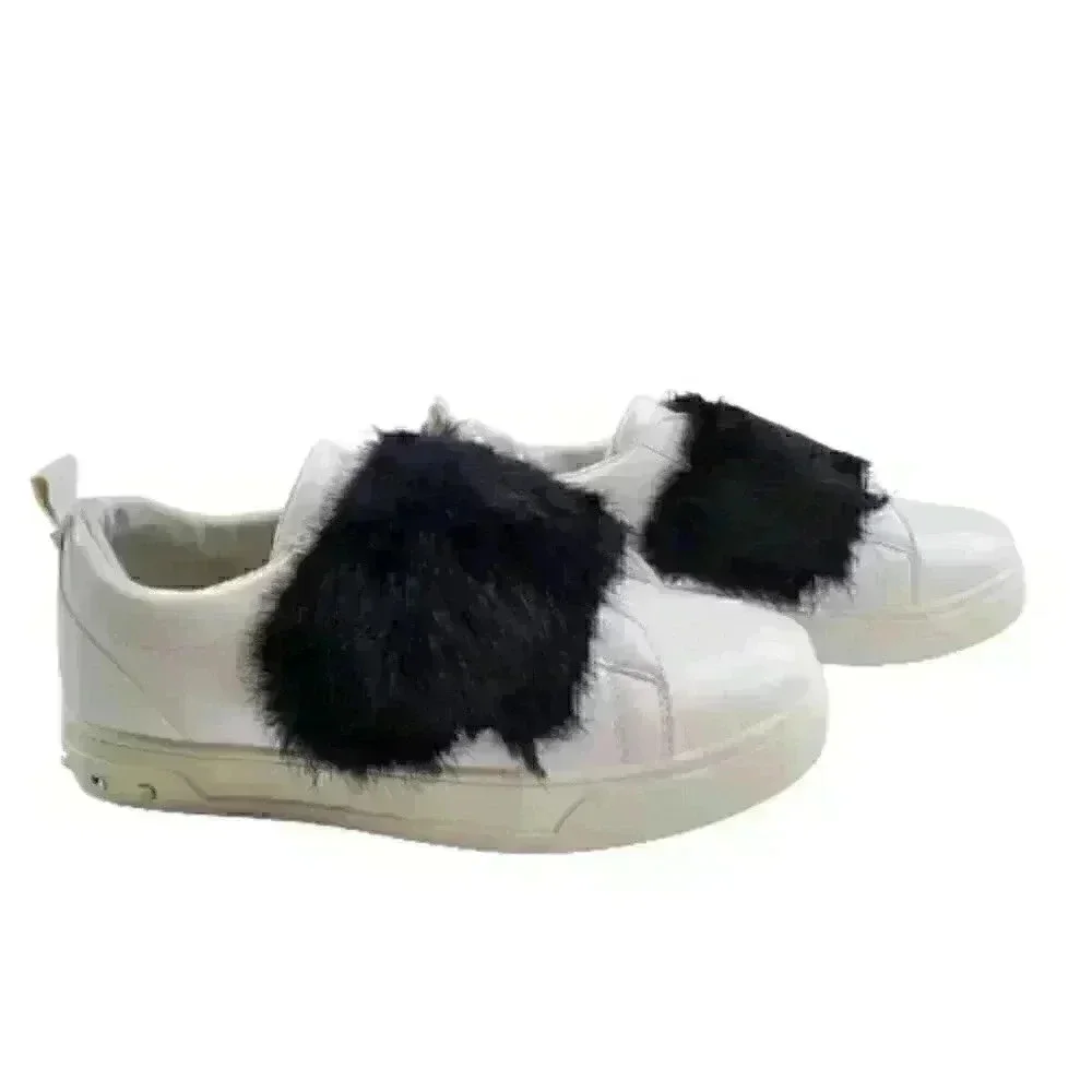 G. N. D Women's Shoes Sz 5/8 White/Black Classic